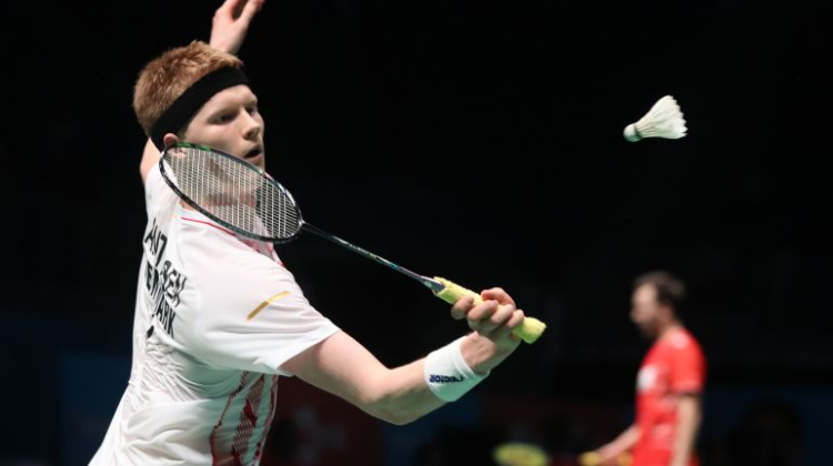 而球隊的整 而球隊的整